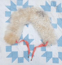 Load image into Gallery viewer, Sheep Shawl No.2