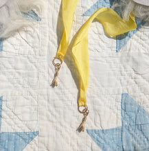 Load image into Gallery viewer, Sheep Shawl No.1