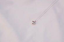 Load image into Gallery viewer, Puffed Heart Pendant