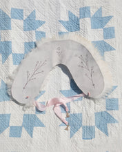 Load image into Gallery viewer, Sheep Shawl No.6
