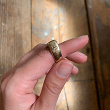 Load image into Gallery viewer, Snake Signet Ring | Bronze
